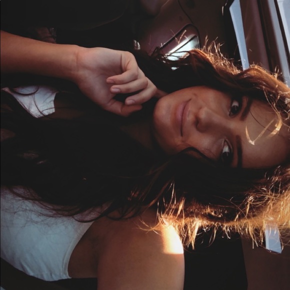 Profile Picture of Cassidy Pierce (@cassidympierce) on Poshmark