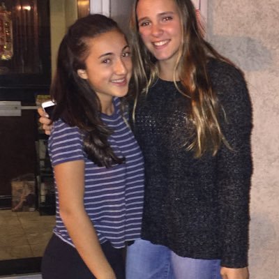 Profile Picture of Mia Richards (@bohe_MIA_n) on Twitter