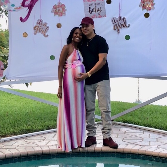 Profile Picture of Jayne Patterson (@avanermer) on Poshmark