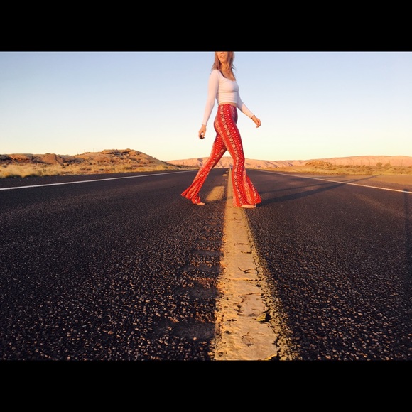 Profile Picture of Kristen Bergerson (@kristenb9) on Poshmark