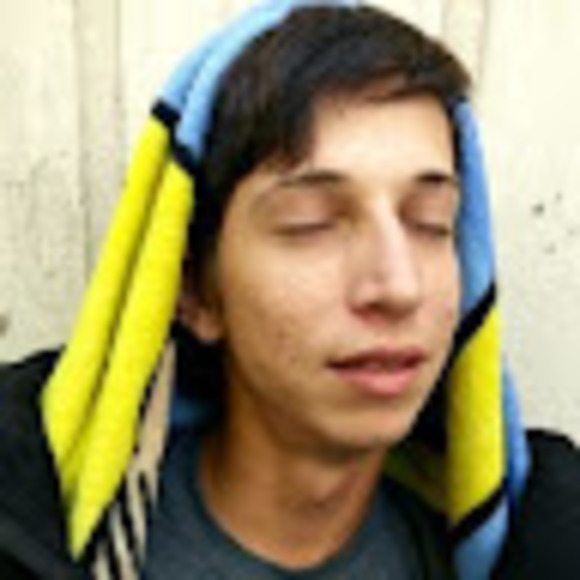 Profile Picture of Jonathan Yoder (@yodertits) on Poshmark
