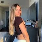 Profile Picture of   elyse (@eellyyssee) |... (@eellyyssee) on Tiktok