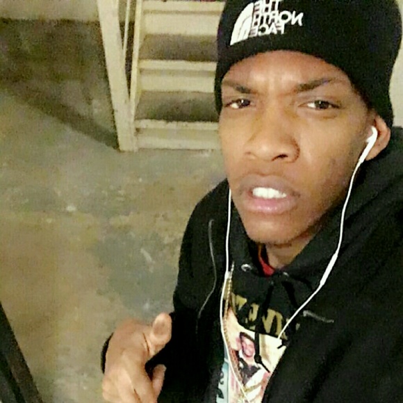 Profile Picture of Sherod Hogue (@ayerod58) on Poshmark