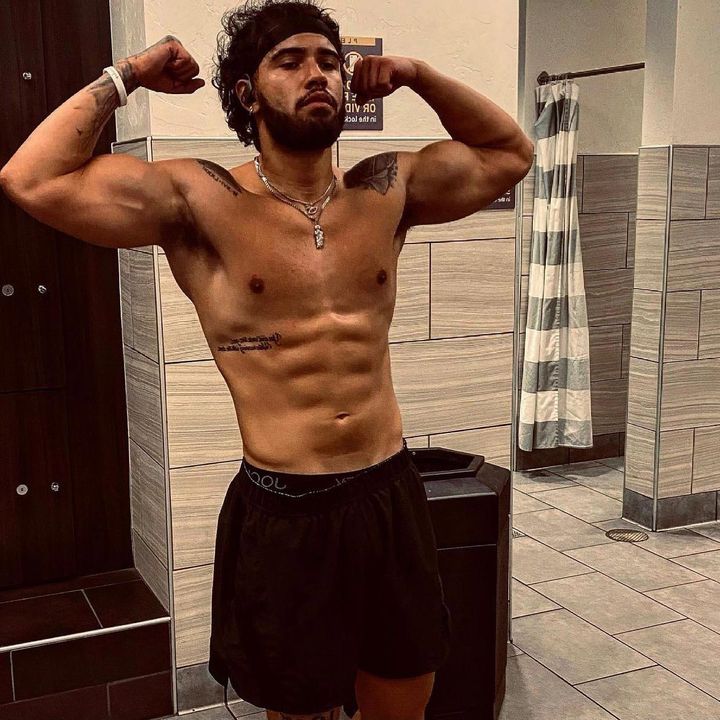 Profile Picture of jamescarrio (@jamescarrio) on Tiktok