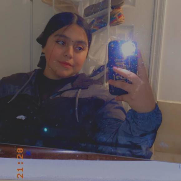 Violeta Guzman - Poshmark Profile Picture of Violeta Guzman (@queenviolet331) on Poshmark