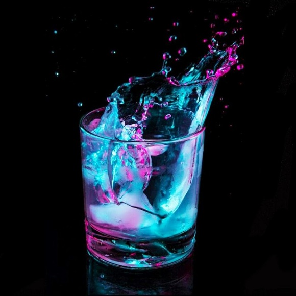 Profile Picture of Heather Wolhart (@heatherwolhart) on Poshmark