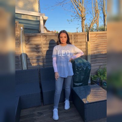 Profile Picture of Lilly Clarke (@LillyCl34863216) on Twitter