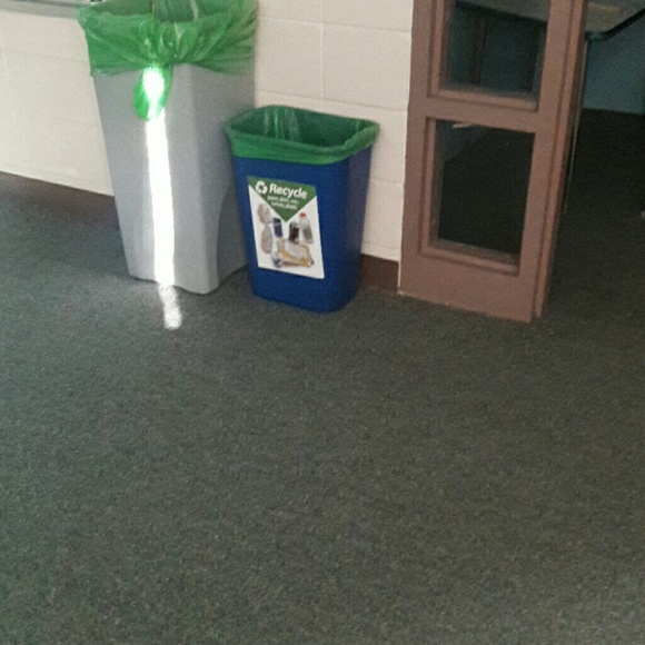 Profile Picture of Kim Volkmann (@kimv1250) on Poshmark