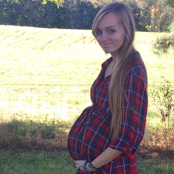 Profile Picture of Jessica Bramschreiber (@jessiebrams) on Poshmark