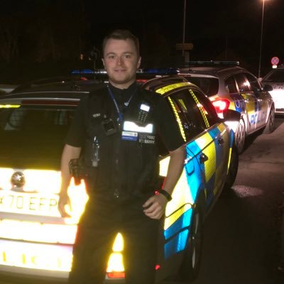 Profile Picture of PC BARRY (@pc1690) on Twitter