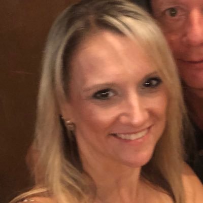 Profile Picture of Lisa Blakemore (@FollowU25115412) on Twitter