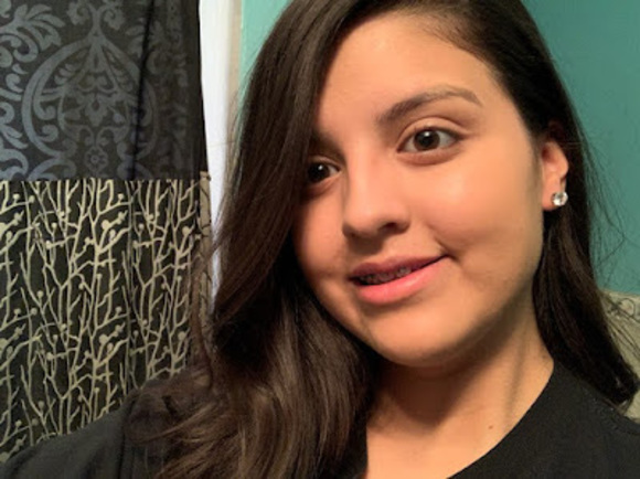 Profile Picture of Iris Pacheco (@pachecoiris35) on Poshmark