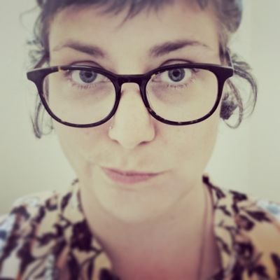 Profile Picture of Rebecca Connors (@aprilist) on Twitter