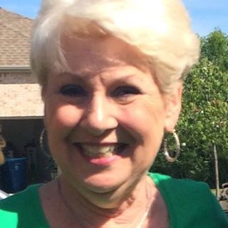 Profile Picture of Ruth Swift (Ruth DubieSwift) (@Ruth-Swift) on Facebook