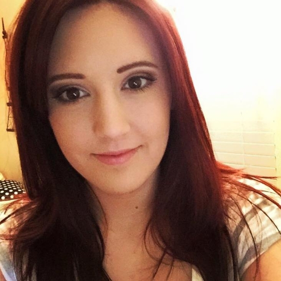 Profile Picture of Ashley Benicki (@ashleybenicki24) on Poshmark