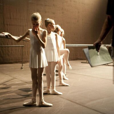 Lora Yotova - Twitter Profile Picture of Lora Yotova (@Lora_Yotova) on Twitter