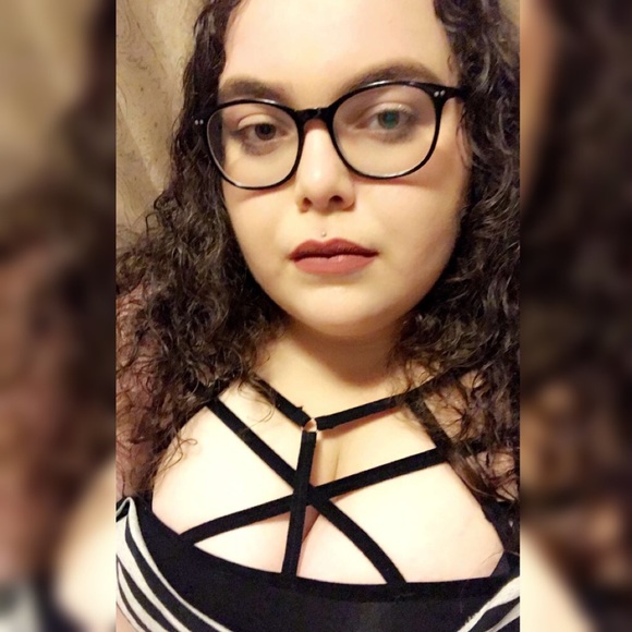 Profile Picture of Michaela Chakos (@mnchaos) on Poshmark