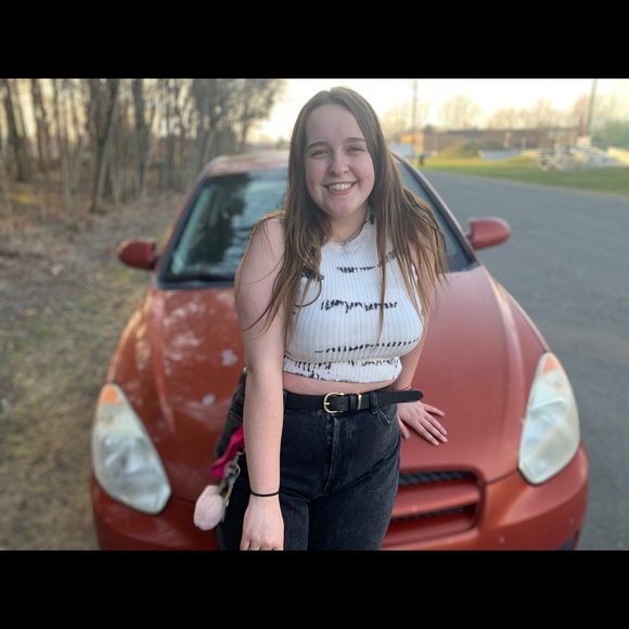 Profile Picture of Rosemary Lemire (@rosemarylemire) on Poshmark