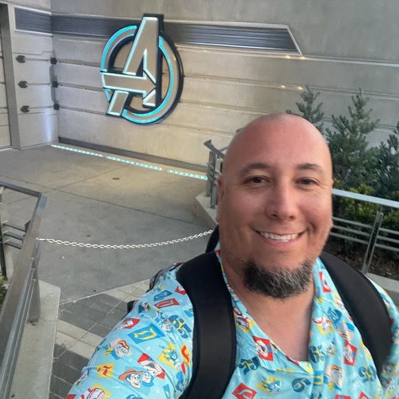 Profile Picture of Jeremy Denoyer (@jdenoyer7) on Poshmark