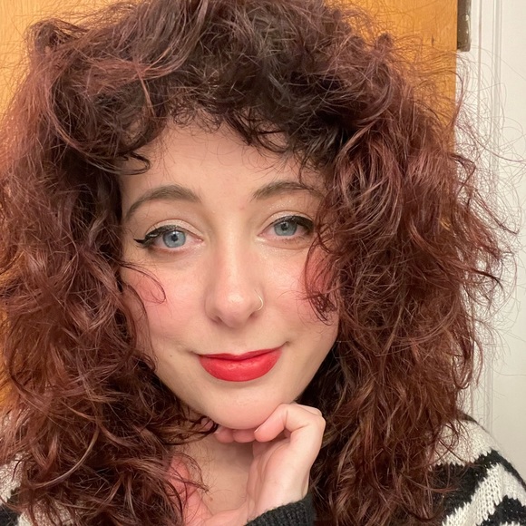 Profile Picture of Ally Wright (@allywr0ng) on Poshmark