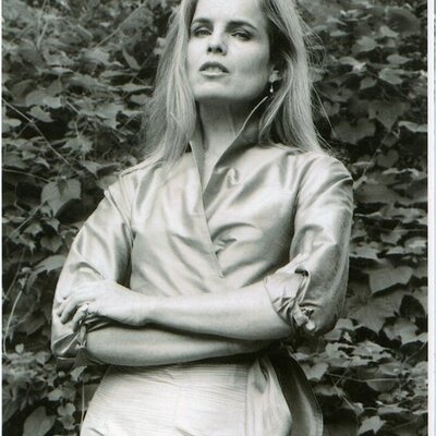 Profile Picture of Sherry Brooks (@LeanGreenLiving) on Twitter