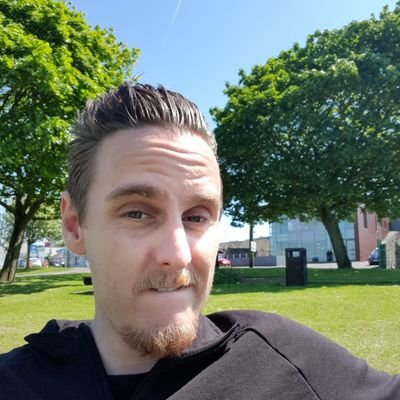 Profile Picture of 𝕊𝕖á𝕟 ℍ𝕒𝕞𝕚𝕝𝕝 (@seanphamill) on Twitter