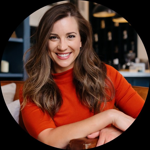 Profile Picture of Ashley Bradarich (@abrada2) on Poshmark