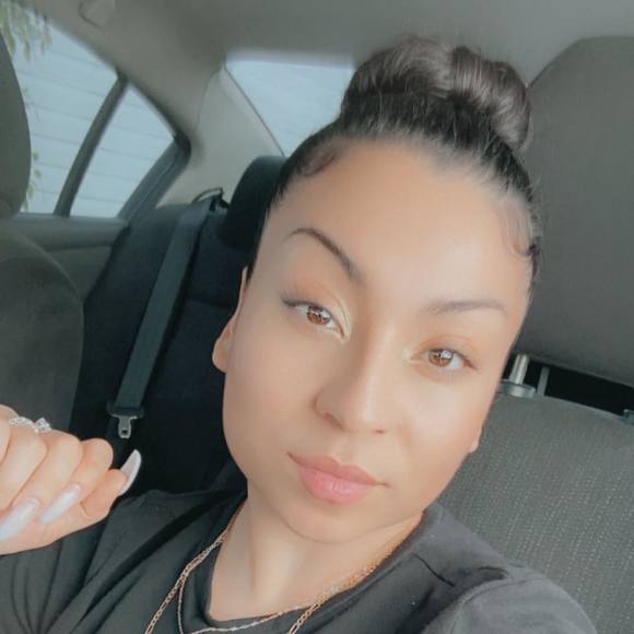 Profile Picture of Natalia Vazquez (@natty1828) on Poshmark