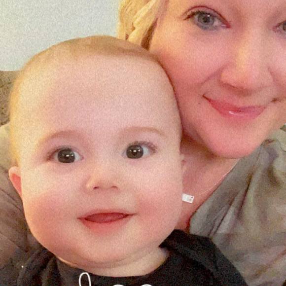 Profile Picture of Stacie Erickson (@graciemaybug) on Poshmark