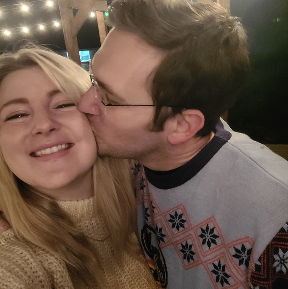 Profile Picture of Beck Coombs (@beckync2014) on Poshmark