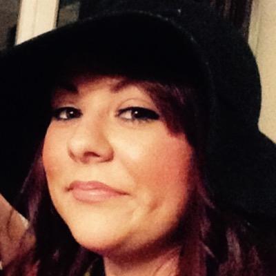 Profile Picture of Sara Hanlon (@sarabroadhead89) on Twitter