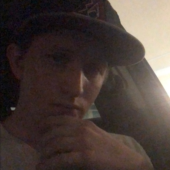 Profile Picture of Ray Laminack (@raylaminack) on Poshmark