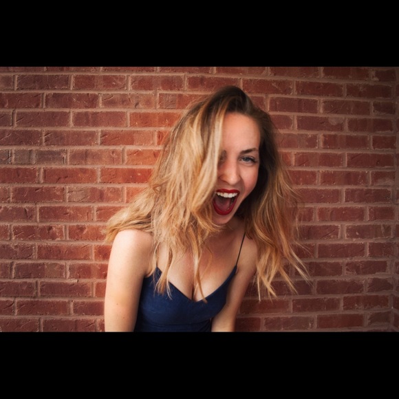 Profile Picture of Kennedy Pickard (@kennedypickard) on Poshmark