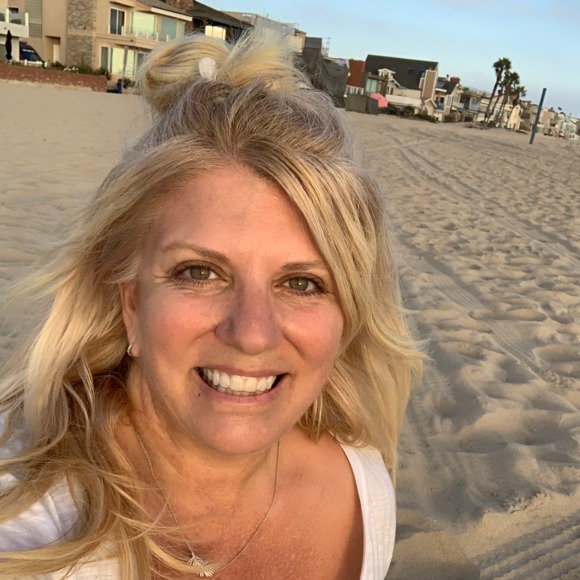 Profile Picture of P Evans (@seasaltpam) on Poshmark