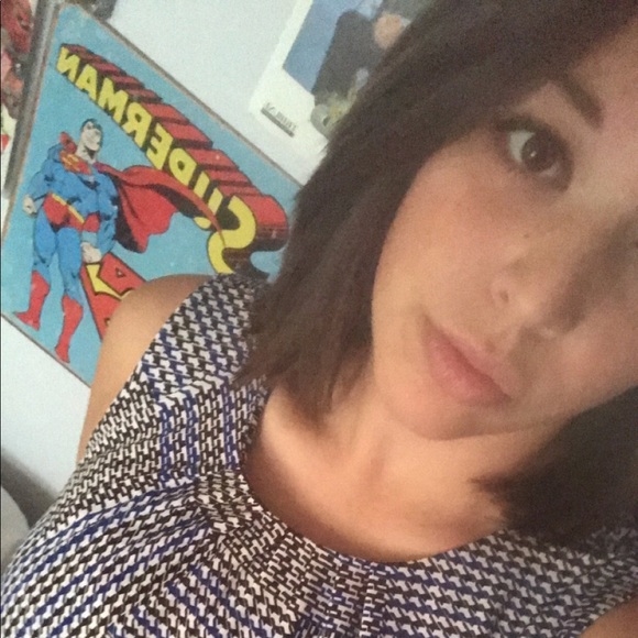 Profile Picture of Ariel Donza (@adonza95) on Poshmark