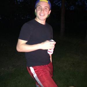 Profile Picture of Evan Campbell (@E_Campbell321) on Twitter