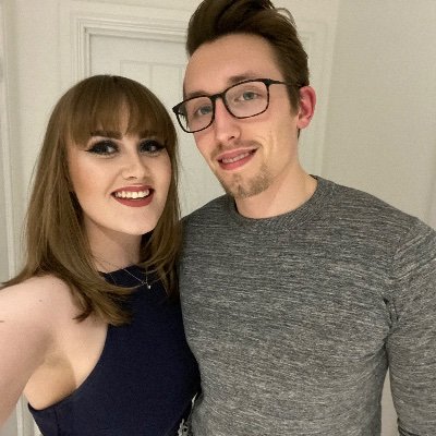 Profile Picture of Lois Leigh (@Lois_Leigh24) on Twitter