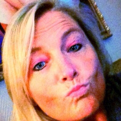 Profile Picture of Joelle (@WeberJoelle) on Twitter