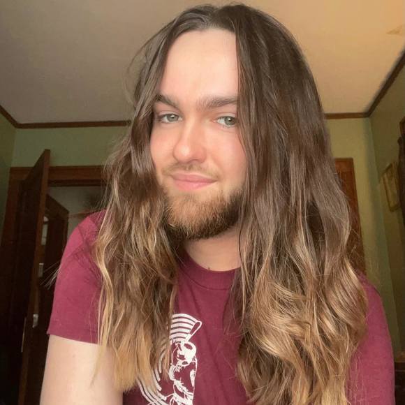 Profile Picture of Gregory Kruchowski (@g_kru) on Poshmark