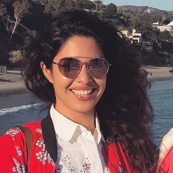 Dani Meza-gray - Poshmark Profile Picture of Dani Meza-gray (@danimgray) on Poshmark