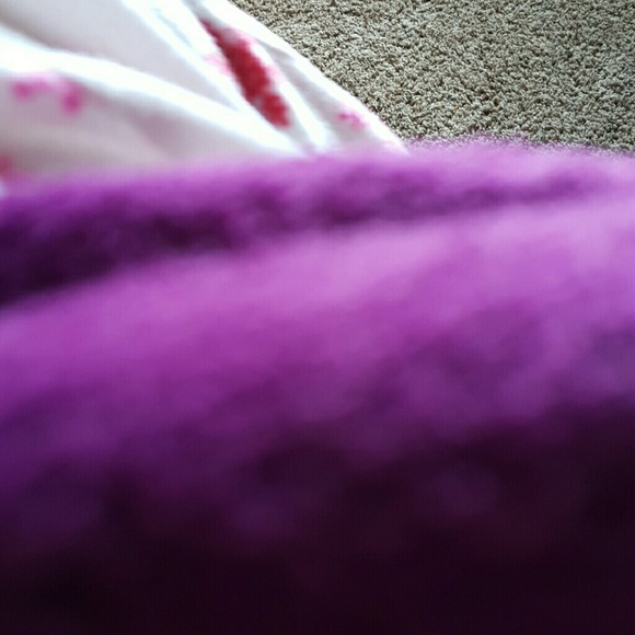 Rachel Varvil - Poshmark Profile Picture of Rachel Varvil (@raquel_0626) on Poshmark