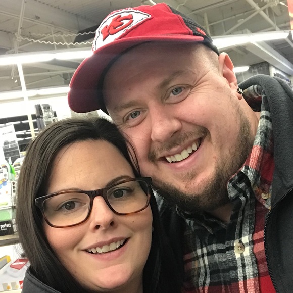 Profile Picture of David Greene (@dwgjr1983) on Poshmark
