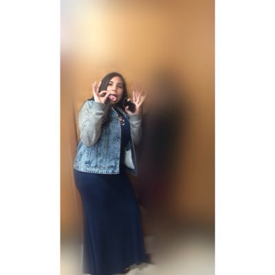 Profile Picture of Serena Lara (@Serena_marie125) on Twitter