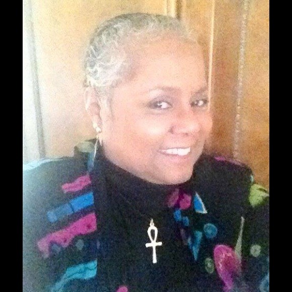 Profile Picture of Debbie Alexander (@debbiedue) on Poshmark