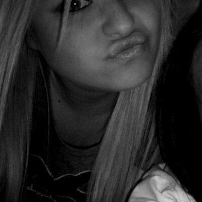 Profile Picture of Ashley Marie Allen (@ashley_hott) on Twitter