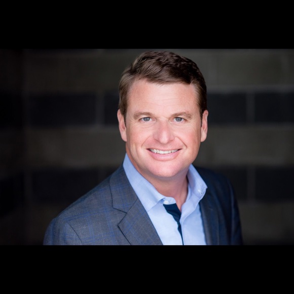 Profile Picture of Ryan Gossett (@ryanmgossett) on Poshmark