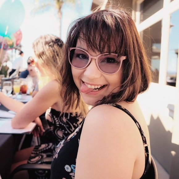 Profile Picture of Jazzlynne Allensworth (@37jazzy73) on Poshmark