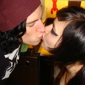 Profile Picture of Sophie Hove (@sophiehead) on Myspace