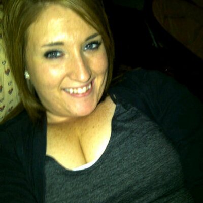 Profile Picture of Elizabeth Blazer (@suthrnsweeti88) on Twitter