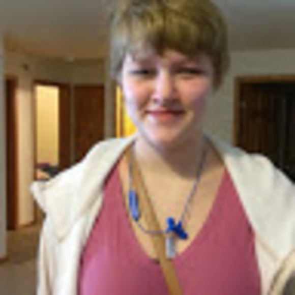 Profile Picture of Cassie Walker (@cassiewalker300) on Poshmark